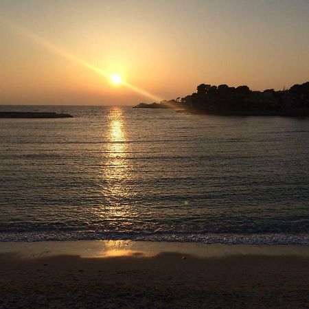 Les Hameaux De Provence - Piscine Et Place De Parking Privee - Acces Plage Et Sentier Du Littoral バンドール エクステリア 写真