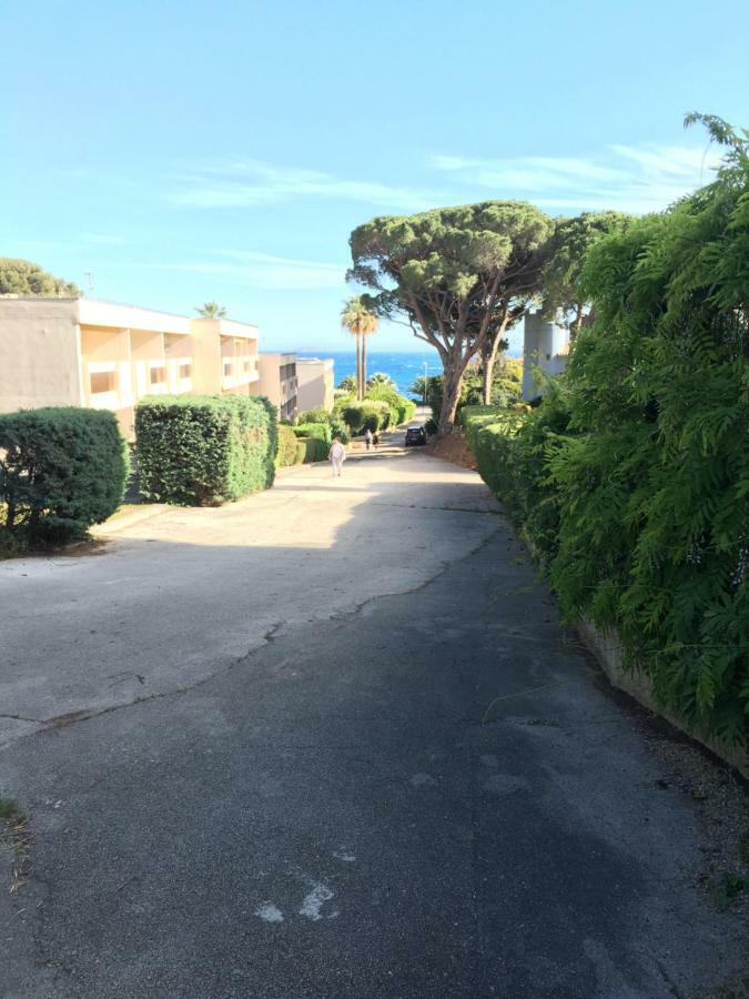Les Hameaux De Provence - Piscine Et Place De Parking Privee - Acces Plage Et Sentier Du Littoral バンドール エクステリア 写真
